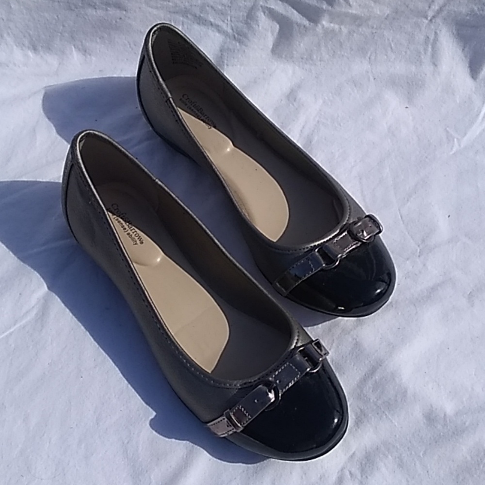 Croft & Barrow flats